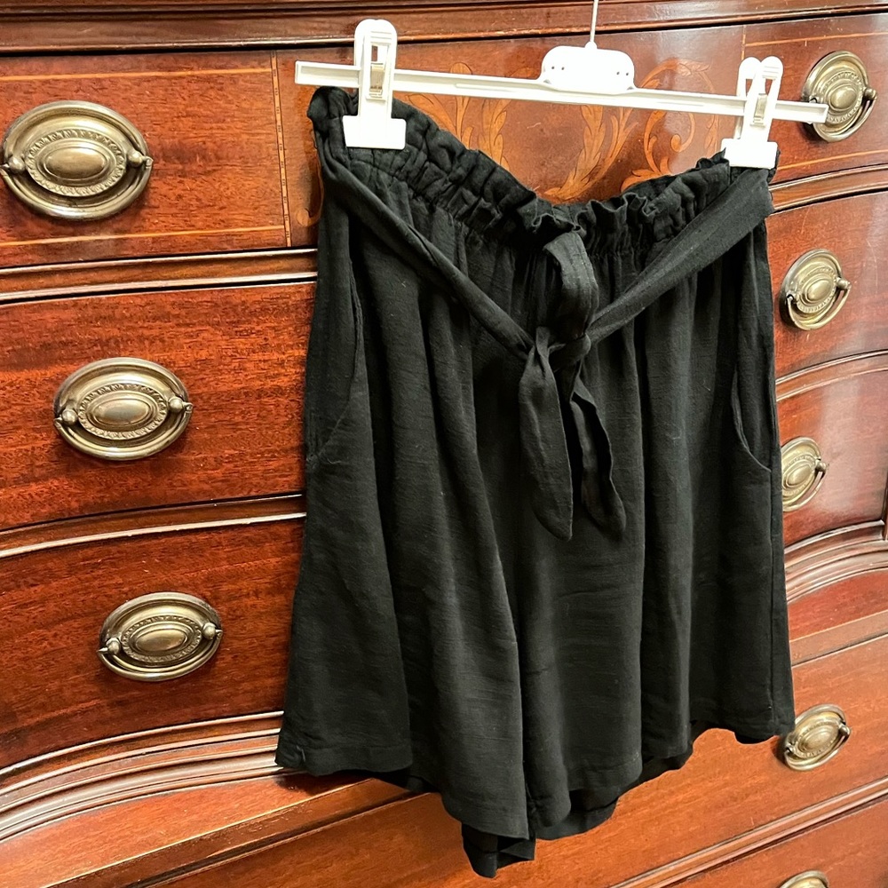 Linen Shorts - Picture 8 of 8